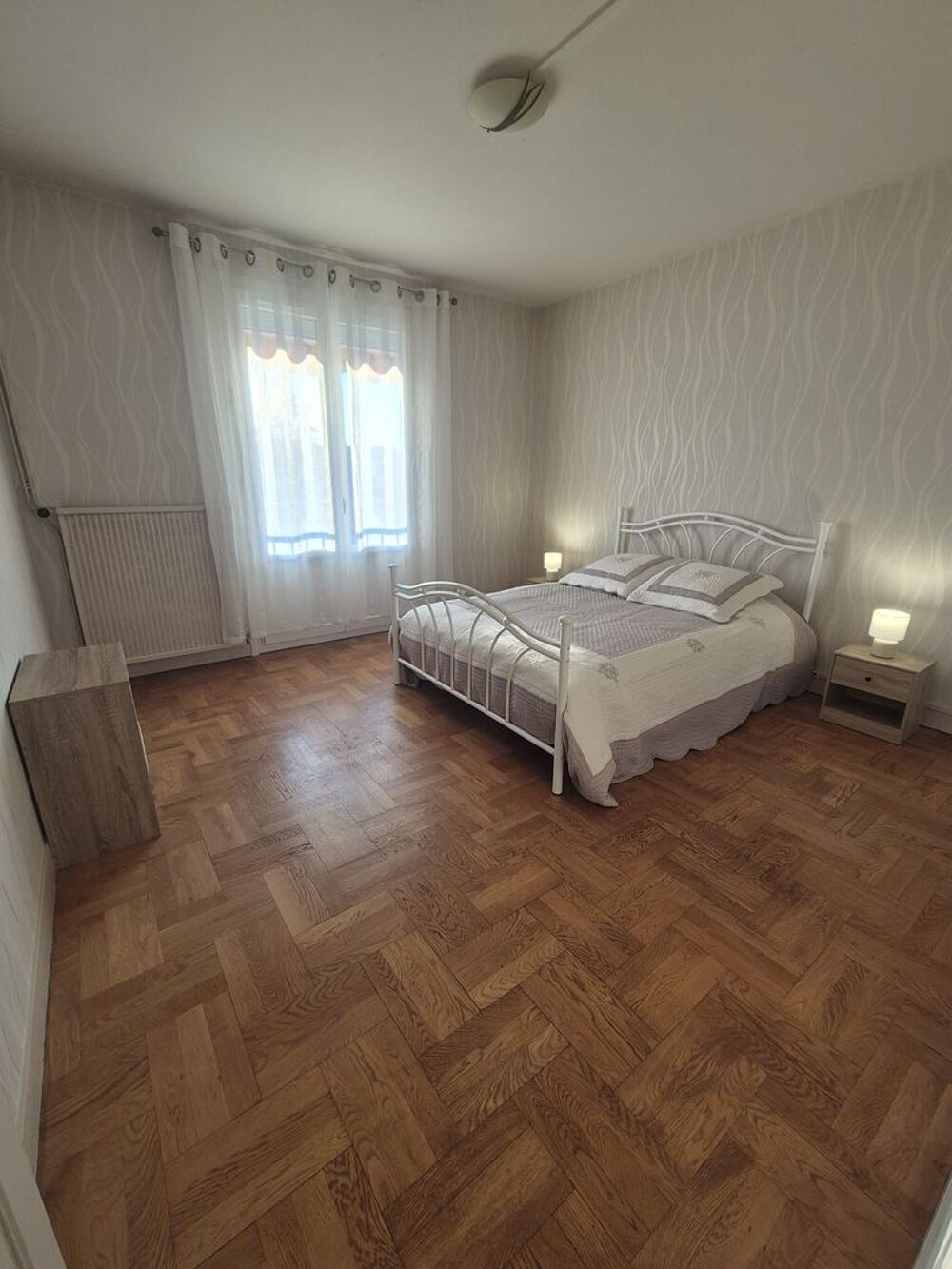 Location Appartement T4 meublé 83 m² , Guéret centre,  balcon, garage, ascenseur Guéret