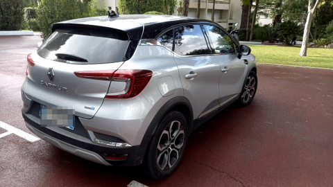 Renault Captur E-Tech Plug-in 160 Intens 2021 occasion Cannes 06400