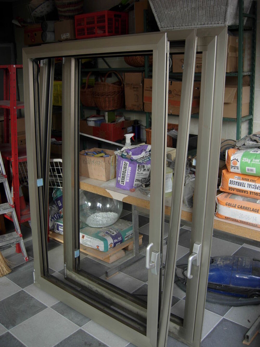 deux fen&ecirc;tres en aluminium Bricolage