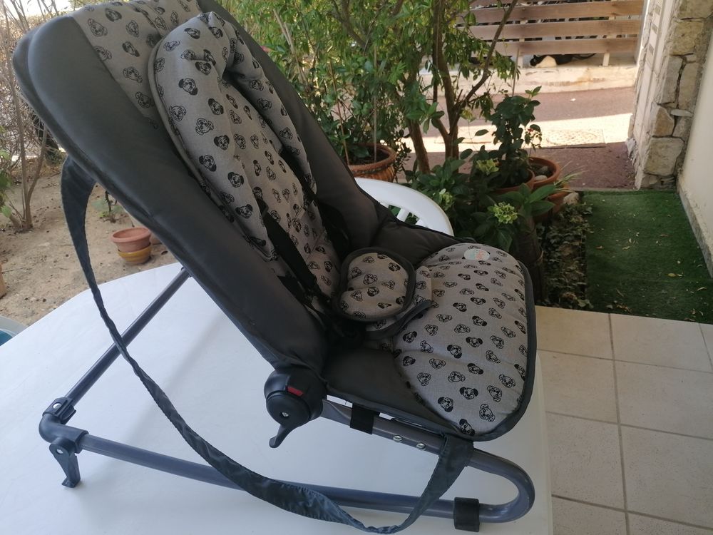 baby relax Disney. Puériculture