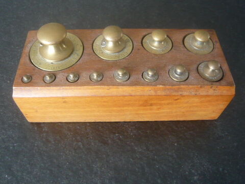 S�rie Poids cuivre  compl�te Rodez (12)