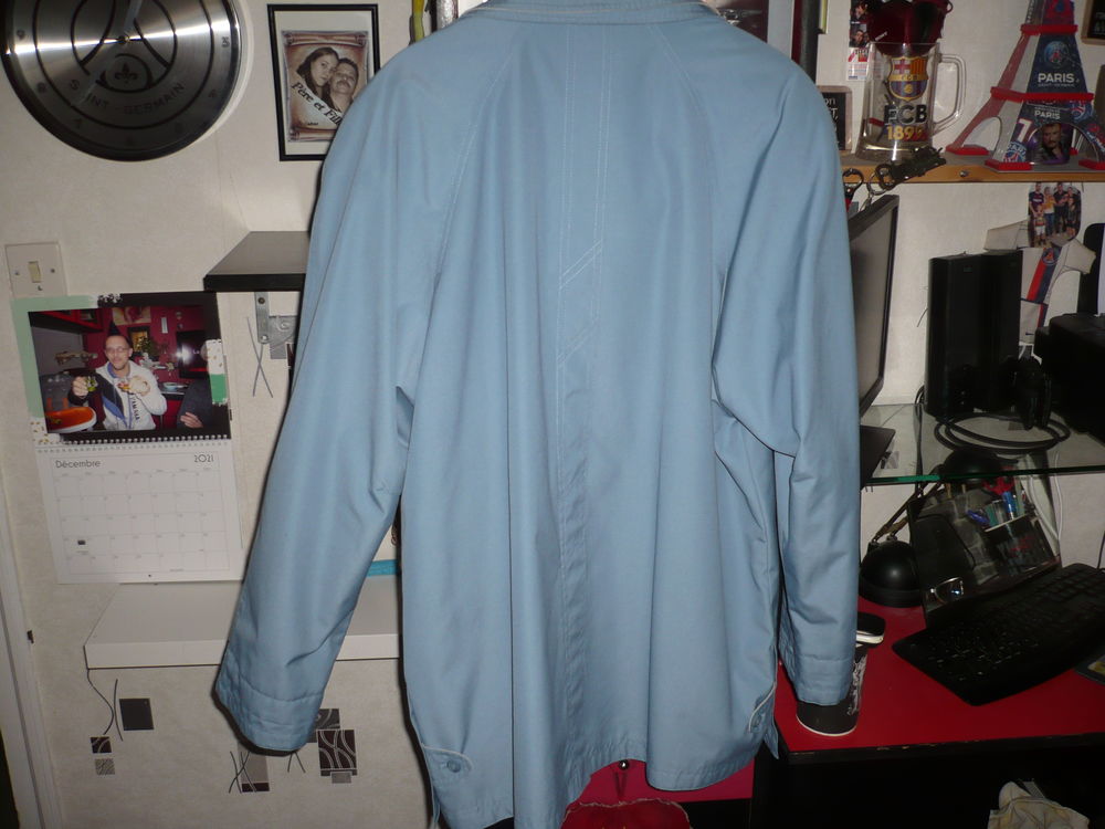 veste DAMART Vêtements