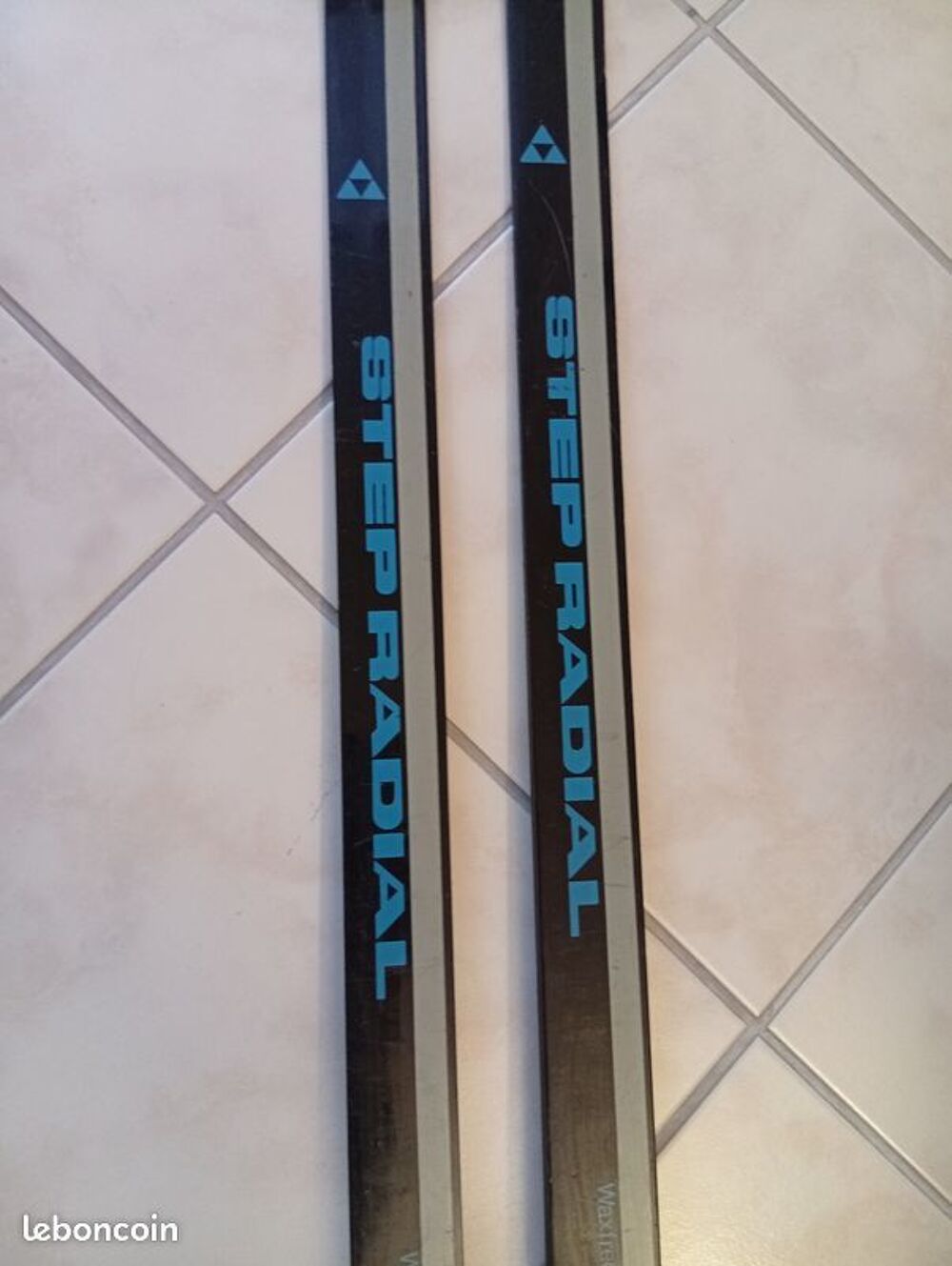 Skis de fond avec chaussures femme adapt&eacute;es pointure 37-38 Sports