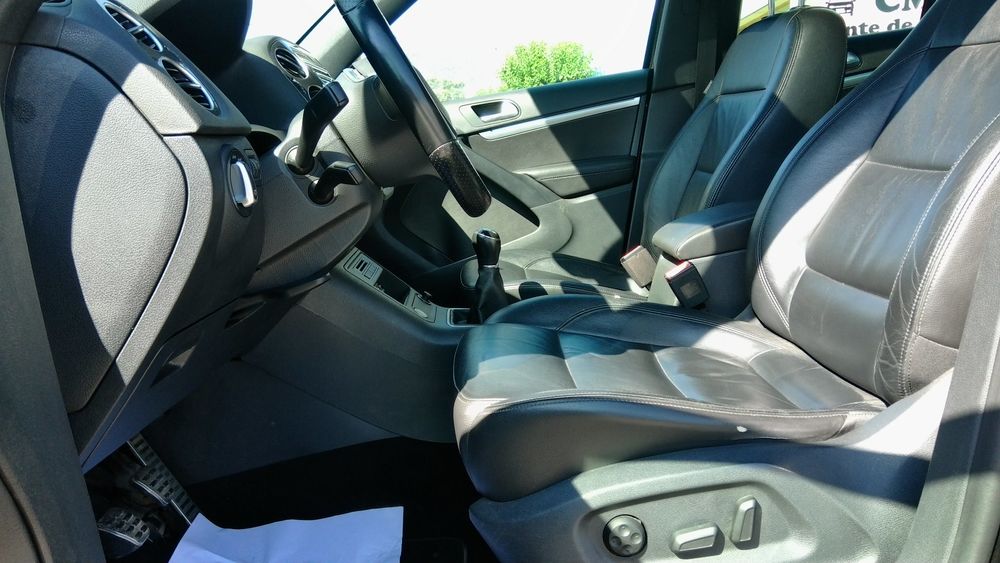 Tiguan 2.0 TDI 150 FAP BlueMotion Technology S&eacute;rie Sp&eacute;ciale R-Exclusive 2015 occasion 13821 La Penne-sur-Huveaune