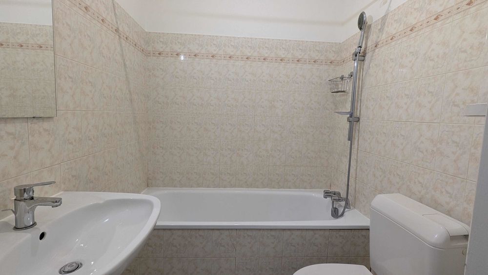 Location Appartement T2 Perrache, calme, très bon état, prox gare, UCLY Lyon 2