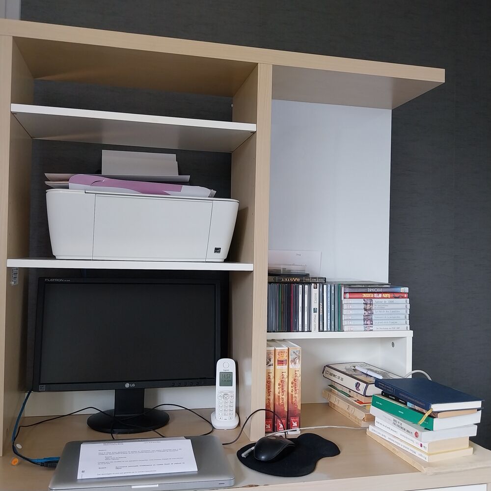 Meuble informatique et sa chaise Meubles