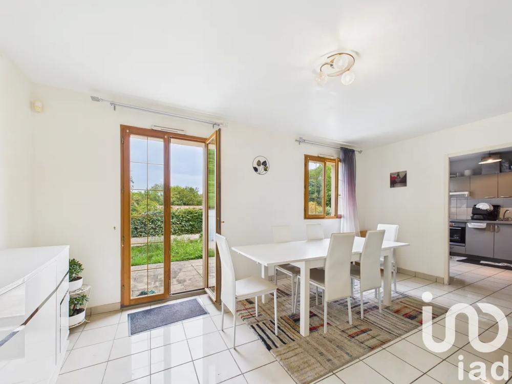 Vente Maison Maison individuelle à Evry dans l'Essonne. Évry