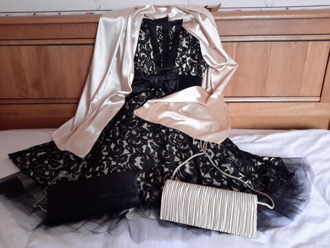 Robe bustier 50 Boissy-sous-Saint-Yon (91)