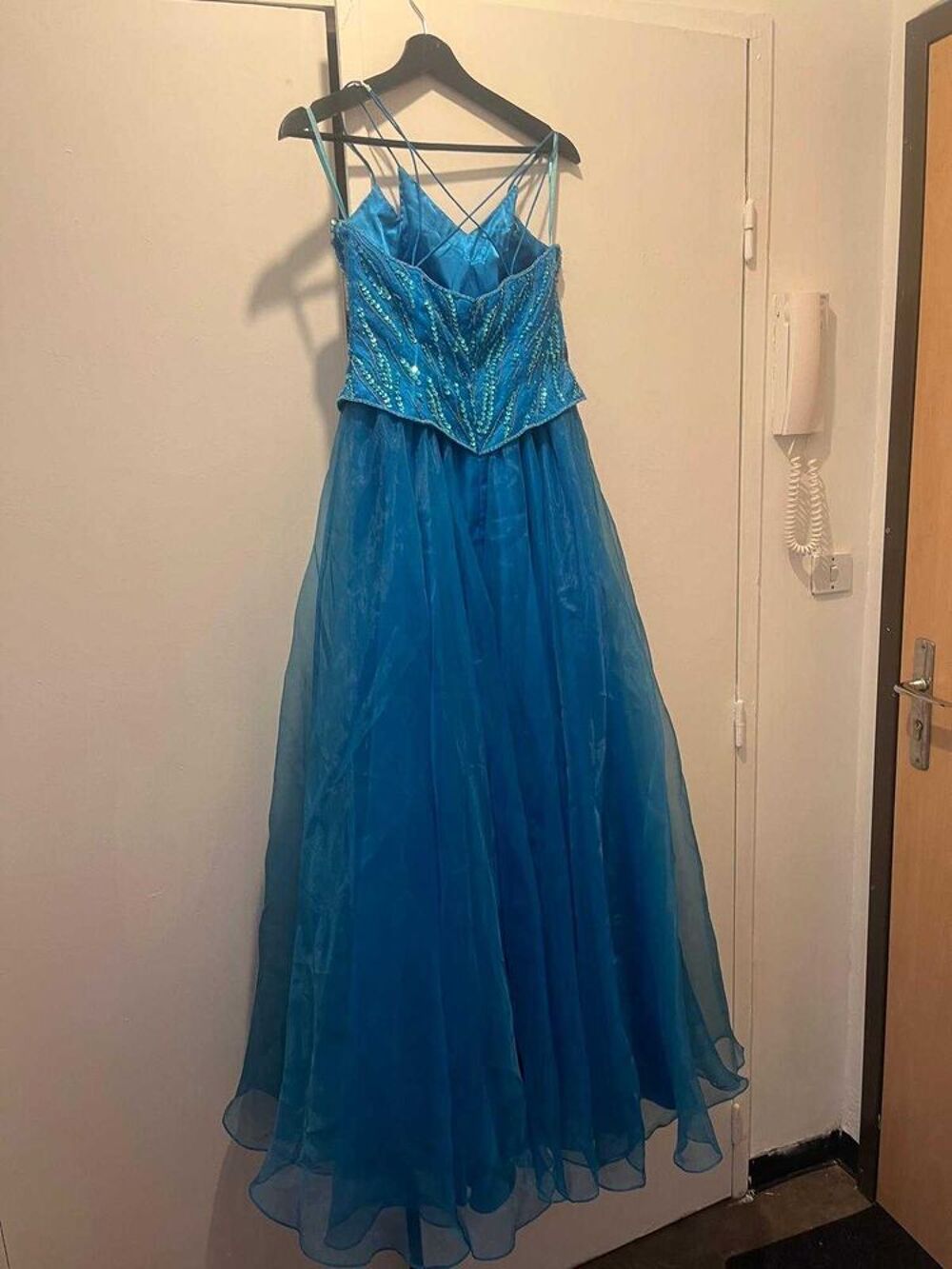 robe de soir&eacute;e Vêtements