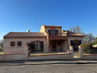  Villa � louer 6 pi�ces 195 m�