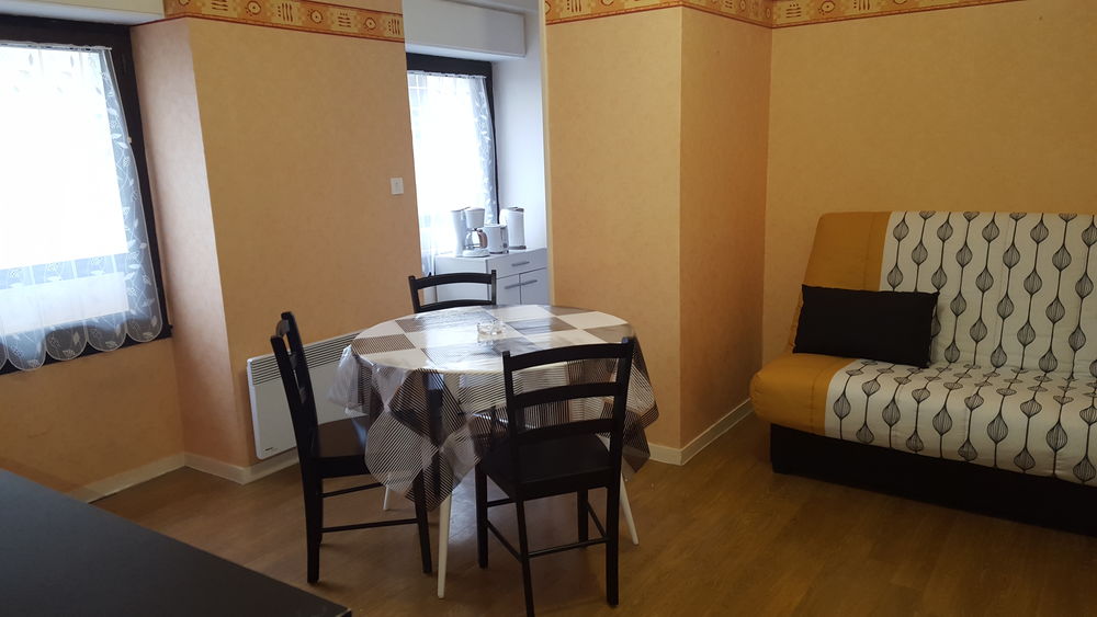 Location Appartement Studio meublé sécurisé coeur de ville 22m2 Poitiers