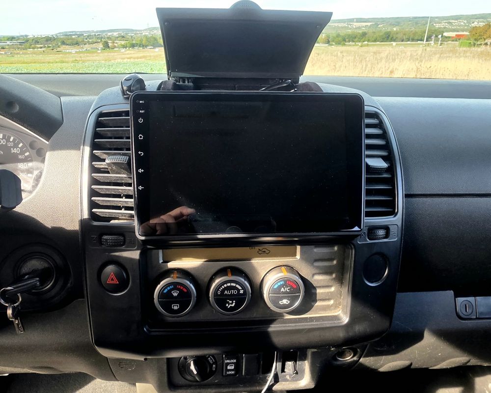 Navara XE.SE.LE.PLATINIUM 2008 occasion 78680 &Eacute;p&ocirc;ne