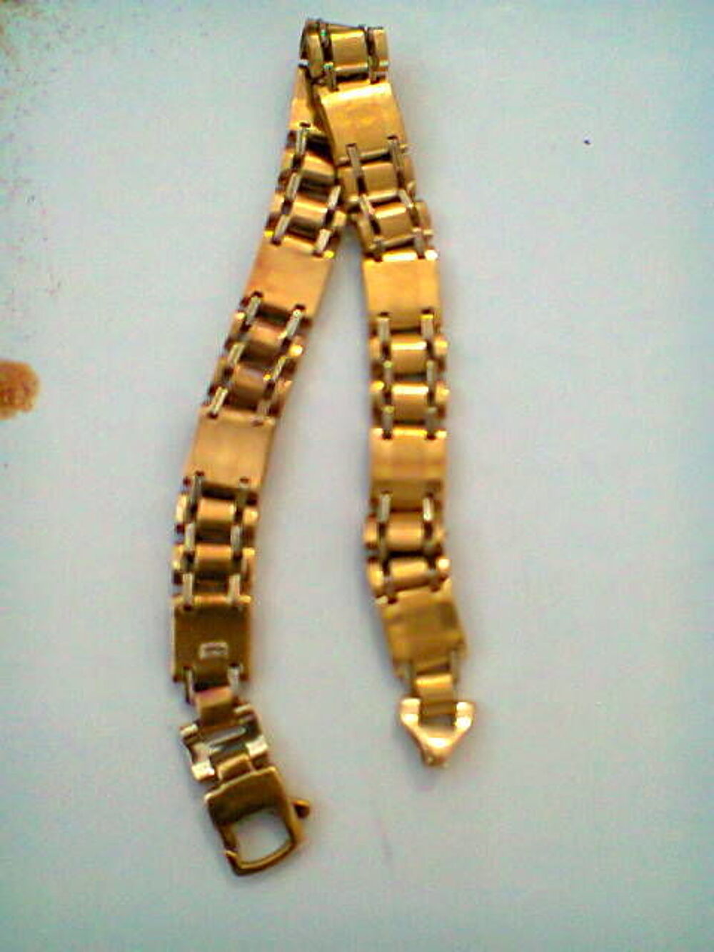 BRACELET HOMME OR 18 Carats, 18 Carat gold bracelet for men
Bijoux et montres