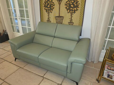 Canapé et fauteuil en cuir acheté neuf et jamais utilisé 2150 Neauphle-le-Château (78)