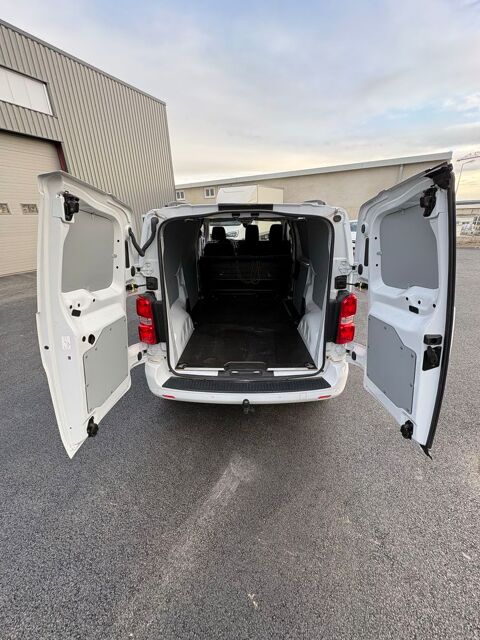 Peugeot Expert EXPERT FGN TOLE COMPACT BLUEHDI 145 S&S EAT8 PREMIUM 2026 occasion Mornant 69440