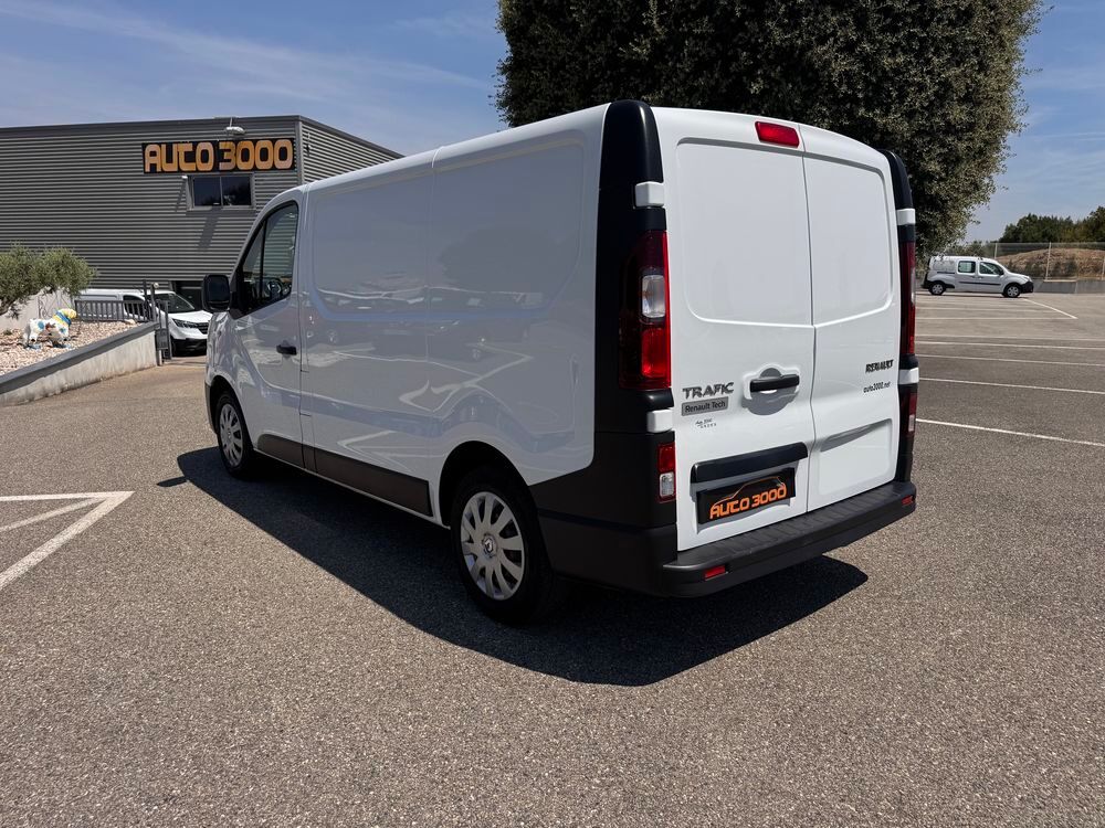 Trafic TRAFIC FGN L1H1 1000 KG DCI 120 GRAND CONFORT 2021 occasion 84290 Sainte-C&eacute;cile-les-Vignes
