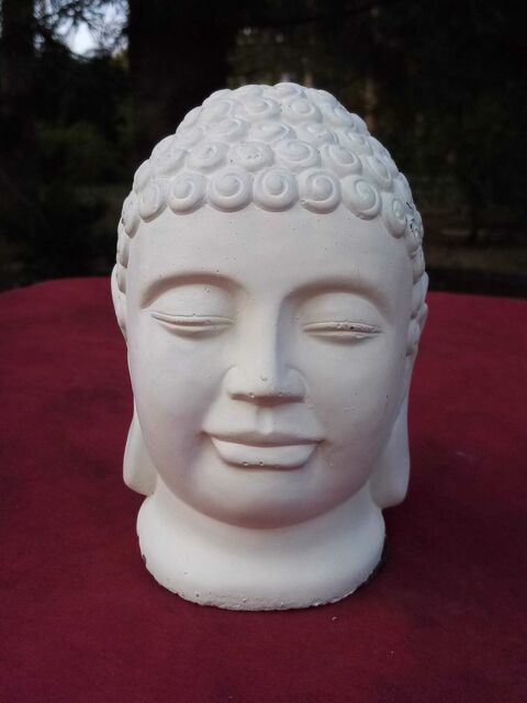 Tête de bouddha blanche en pierre reconstituée ( n°17) 5 Avermes (03)