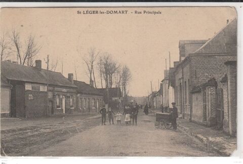 Dt  80  - SAINT LEGER LES DOMART -Rue Principale
V 3 Doullens (80)