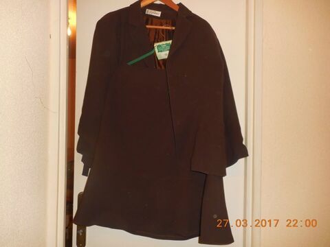 tailleur marron glacé 46 48 32 Sète (34)