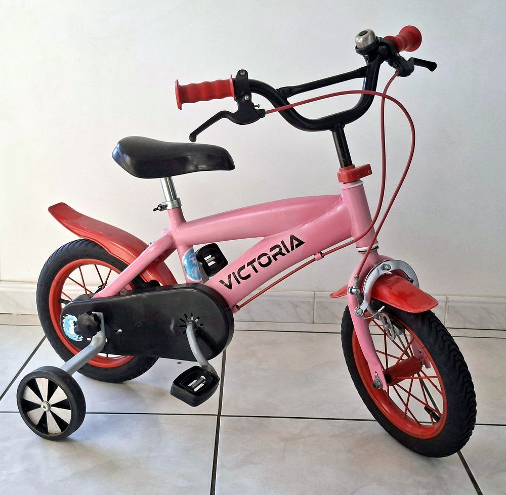 v&eacute;lo fillette 3 &agrave; 5 ans Jeux / jouets