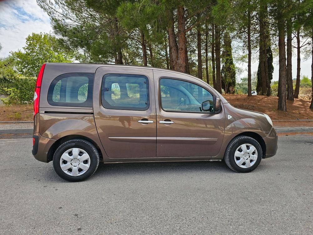 Kangoo 1.5 dCi 90 eco2 FAP Privil&egrave;ge Euro 5 2012 occasion 34690 Fabr&egrave;gues