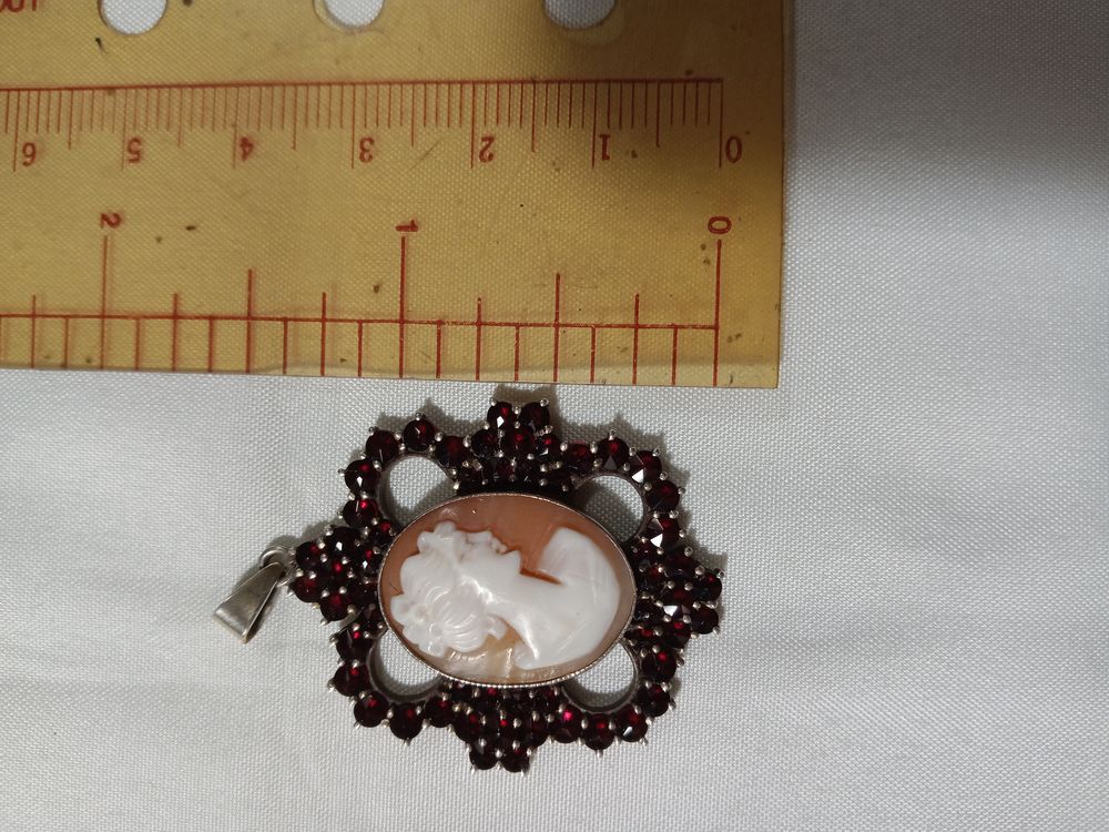 Camay monture grenats sur vieil argent 1960 Bijoux et montres