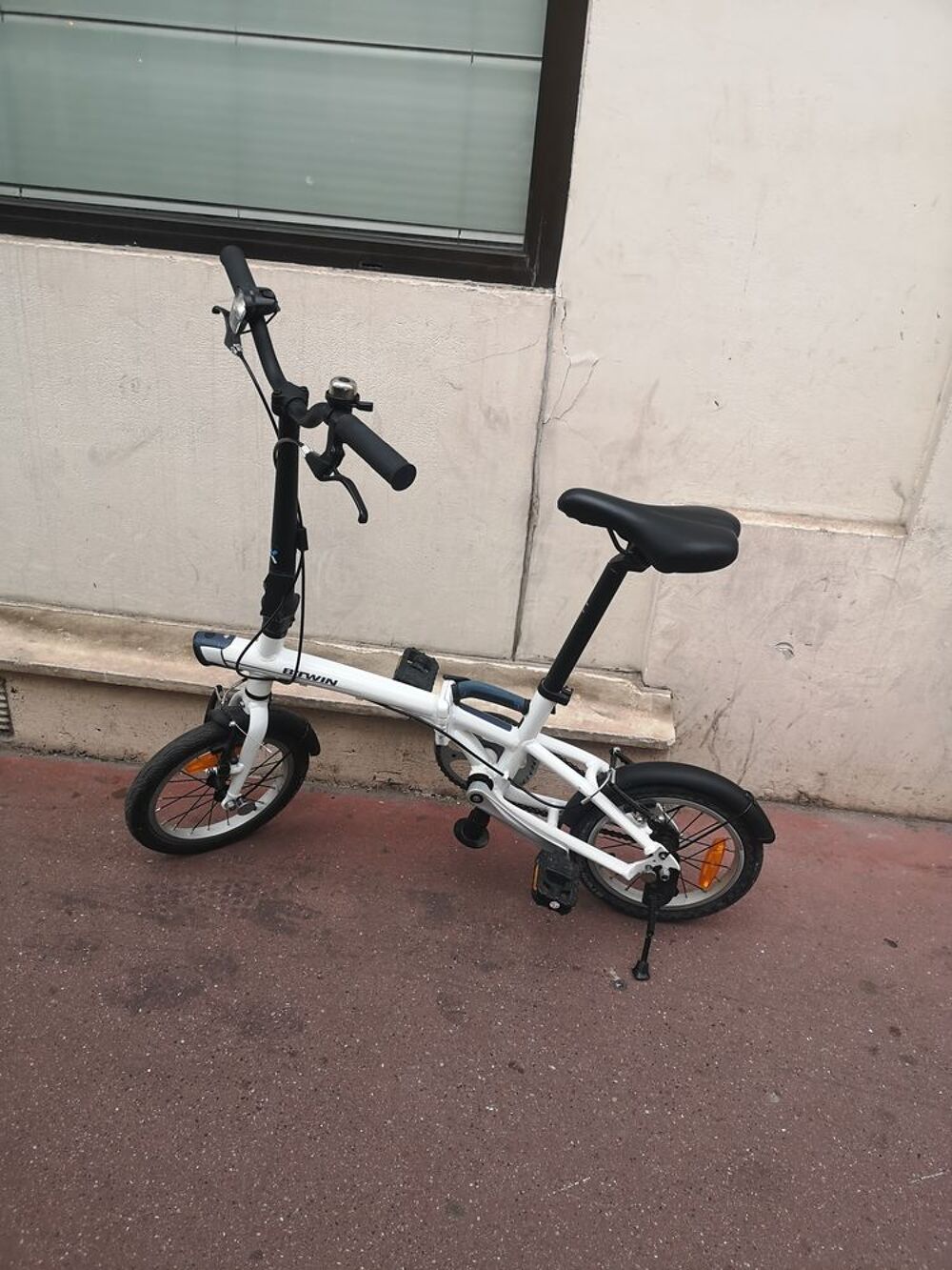 BTWIN Tilt 100 blanc 
Vélos