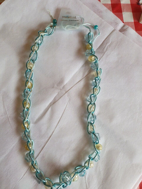collier fantaisie - bleu turquoise 2 Aubvillers (80)