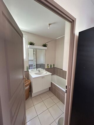  Chambre � louer 5 pi�ces 15 m� Saint-martin-d'h�res