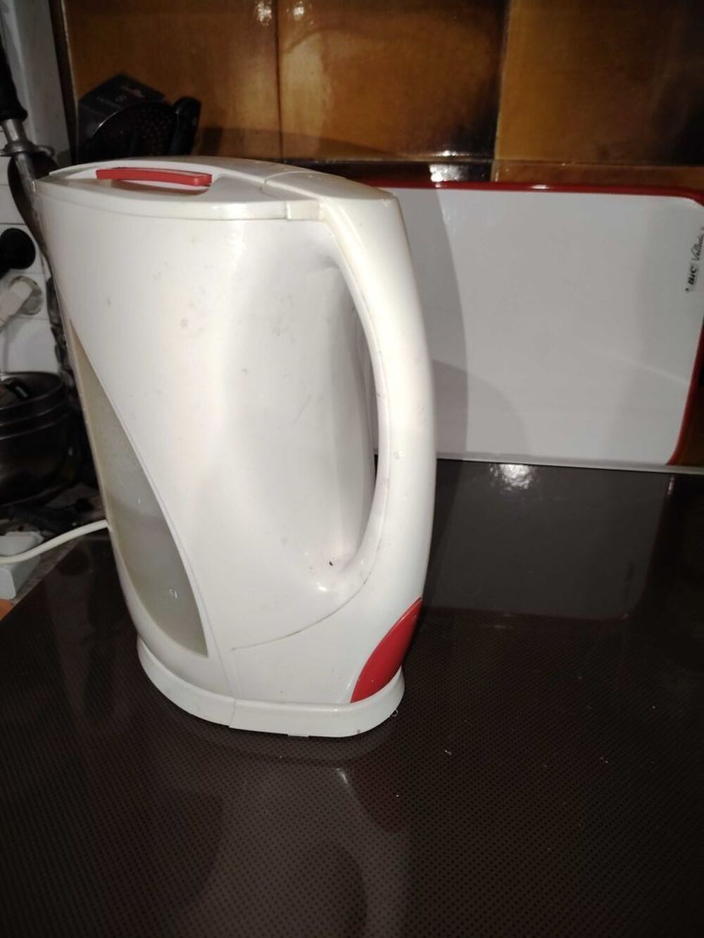BOUILLOIRES Electroménager