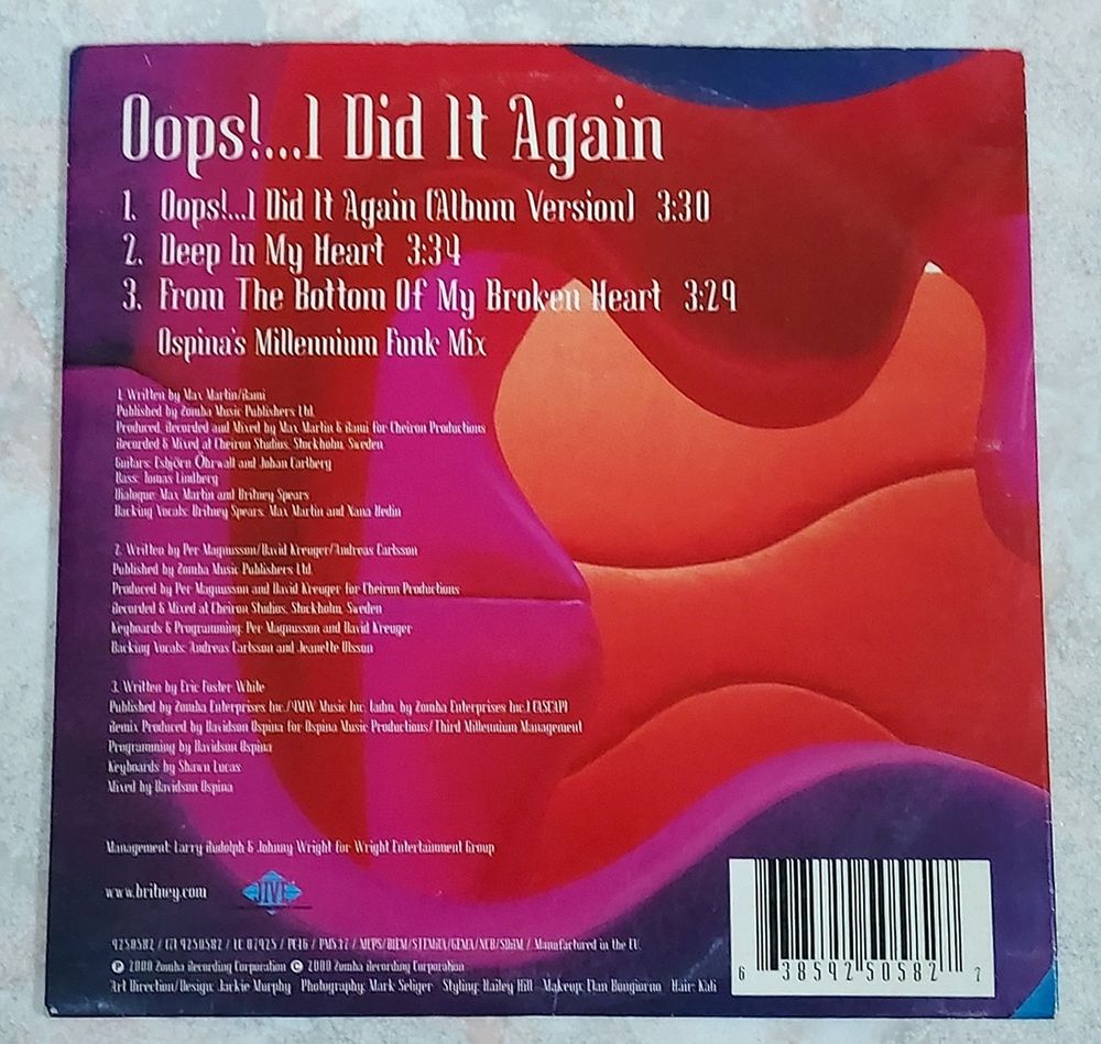 BRITNEY SPEARS - CD 3 titres - OOPS !... I DID IT AGAIN - 20 CD et vinyles