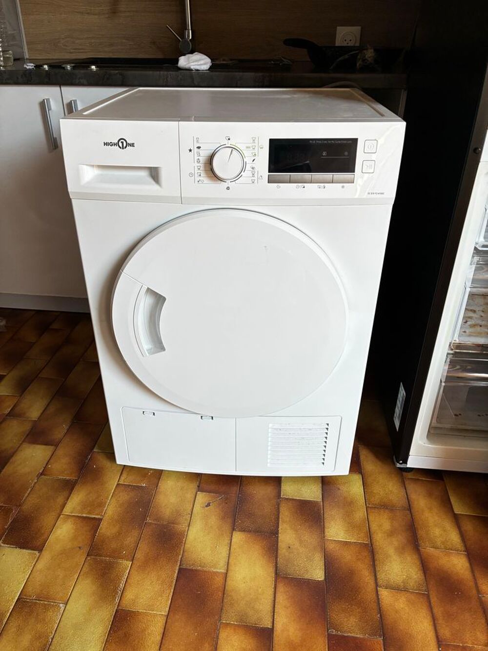 s&egrave;che linge 7kg neuf Electroménager