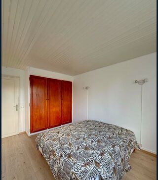  Appartement à louer 3 pièces 75 m²
