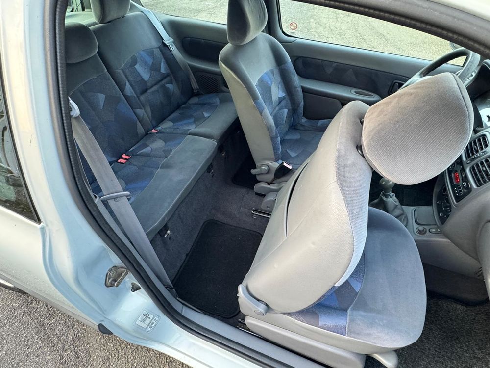 Clio II Clio 1.2i RXE 2000 occasion 78300 Poissy