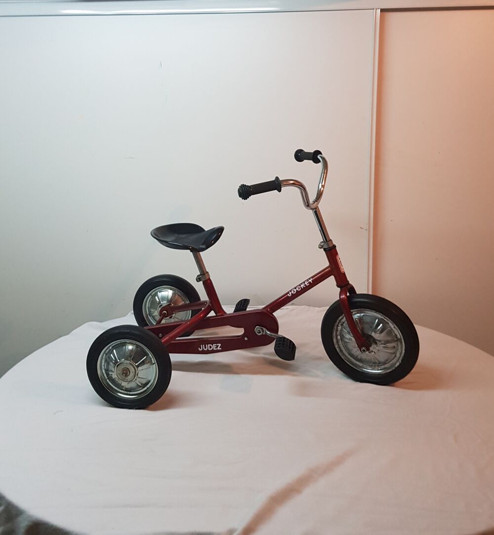 Tricycles collector Jeux / jouets