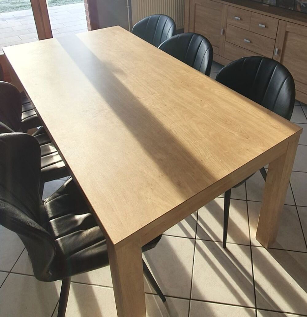 Table de salle &agrave; manger Meubles