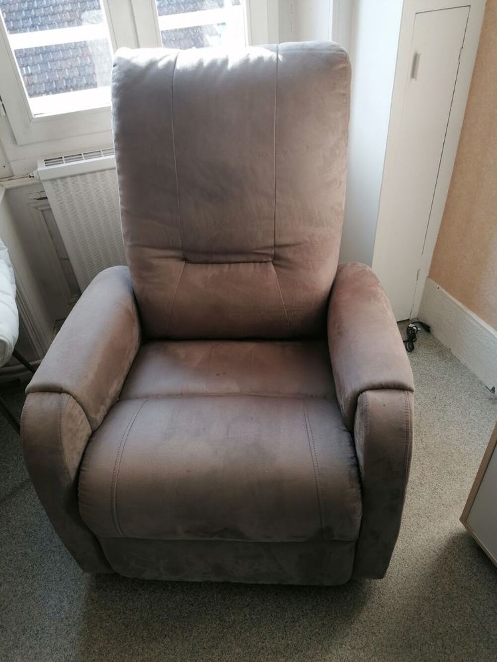 Fauteuil releveur &eacute;lectrique 1 moteur Meubles