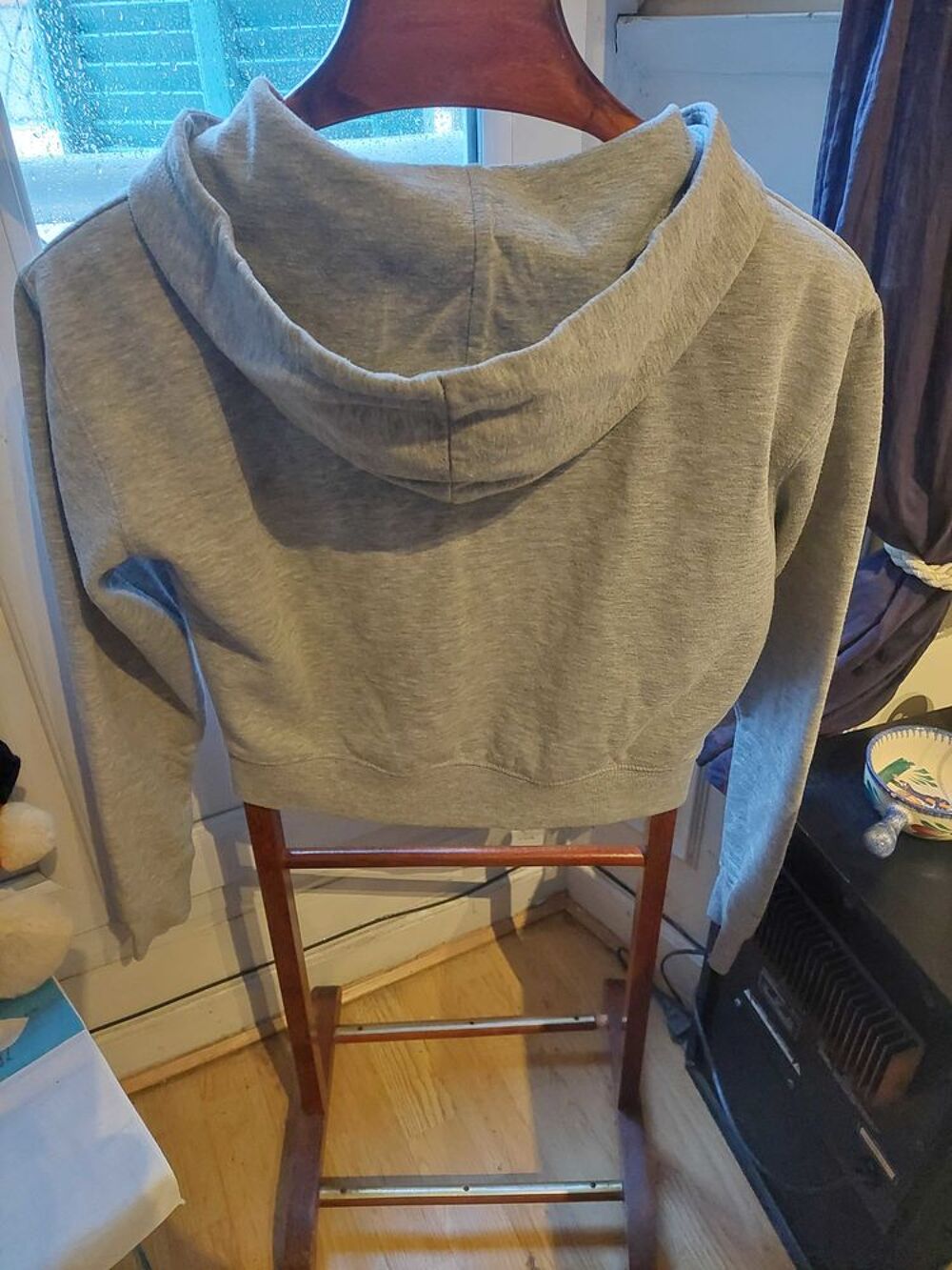 Sweat capuche Vêtements