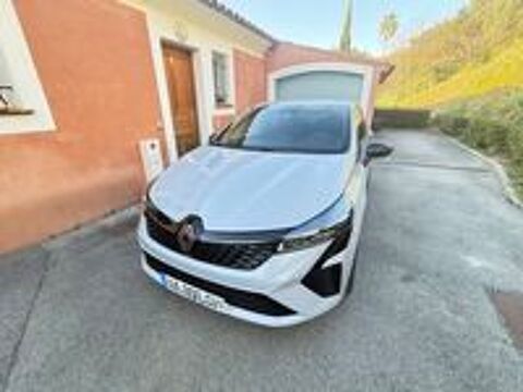 Clio V Clio E-Tech full hybrid 145 GSR2 Techno 2025 occasion 06200 St Roman De Bellet