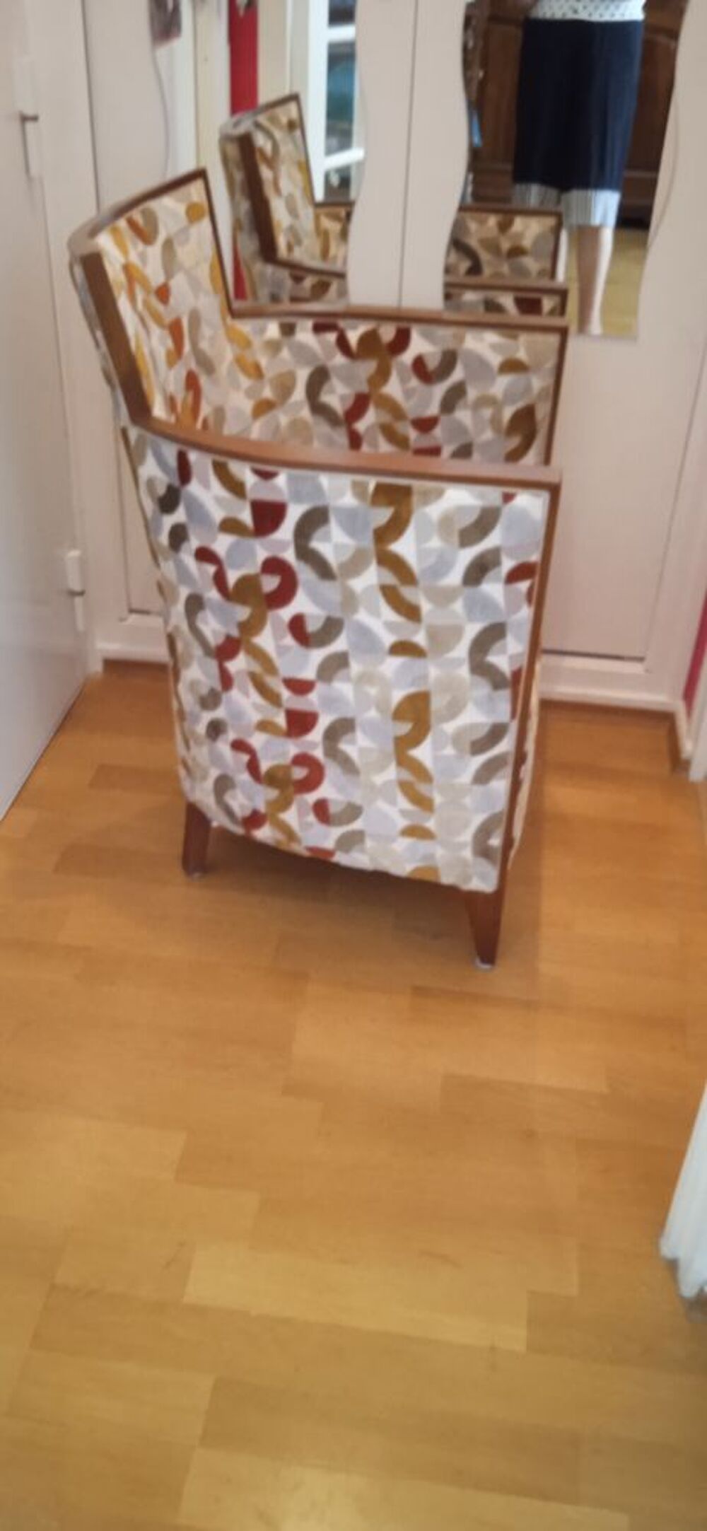 FAUTEUIL MODERNE A DOS DROIT NEUF Meubles