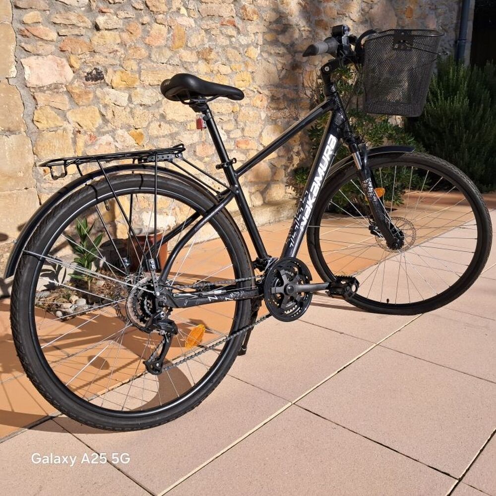 VTC Nakamura FIT 250 taille S &eacute;tat neuf Vélos