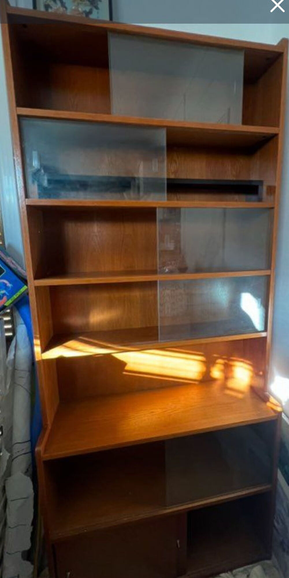 bibliotheque &eacute;tag&egrave;res avec portes coulissantes vitr&eacute;es Meubles