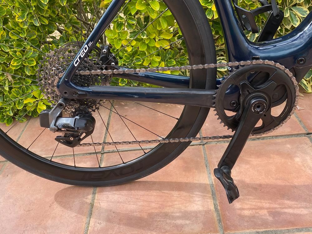 sp&eacute;cialis&eacute; cr&eacute;o SL carbone + range extendeur. Vélos