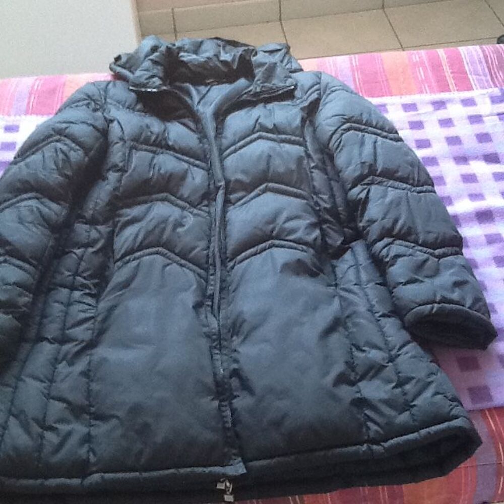 ANORAK FEMME NOIR taille 2 Vêtements