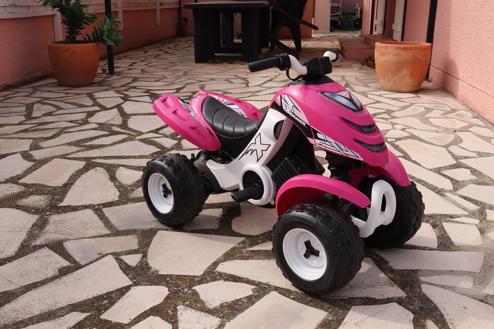 Quad &Eacute;lectrique SMOBY 6 Volts pour Enfant
Jeux / jouets