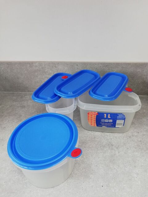 4 botes de conserve
3 1 litre  1 1.5 litres
0 Fontenay-le-Fleury (78)