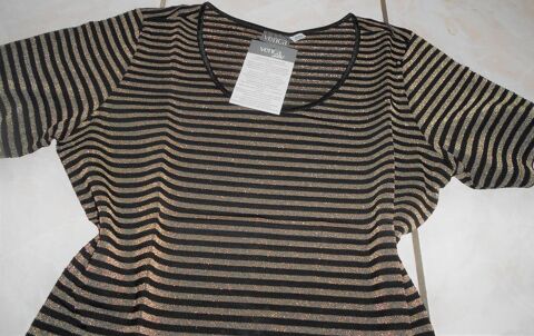Haut en maille ray� noir paillettes dor�e lurex neuf - T 40 5 Domart-en-Ponthieu (80)