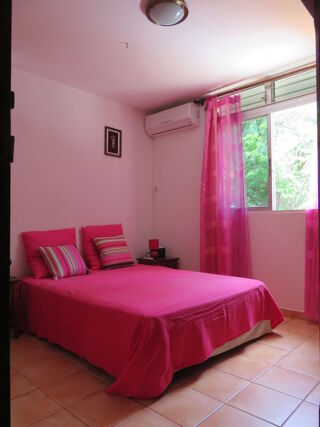  Villa à louer 4 pièces 80 m²
