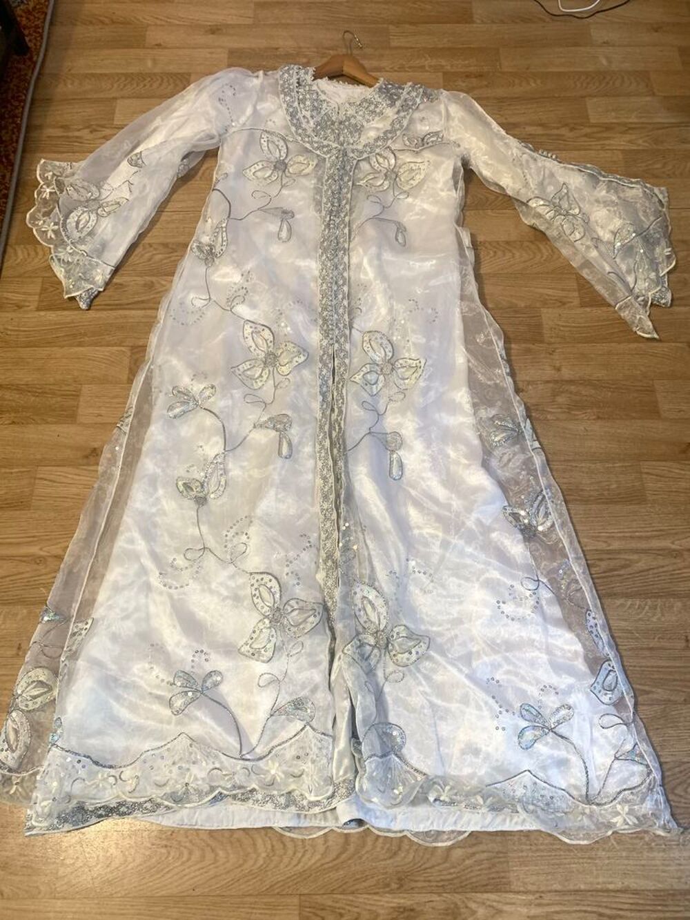 Caftan &agrave; vendre V�tements