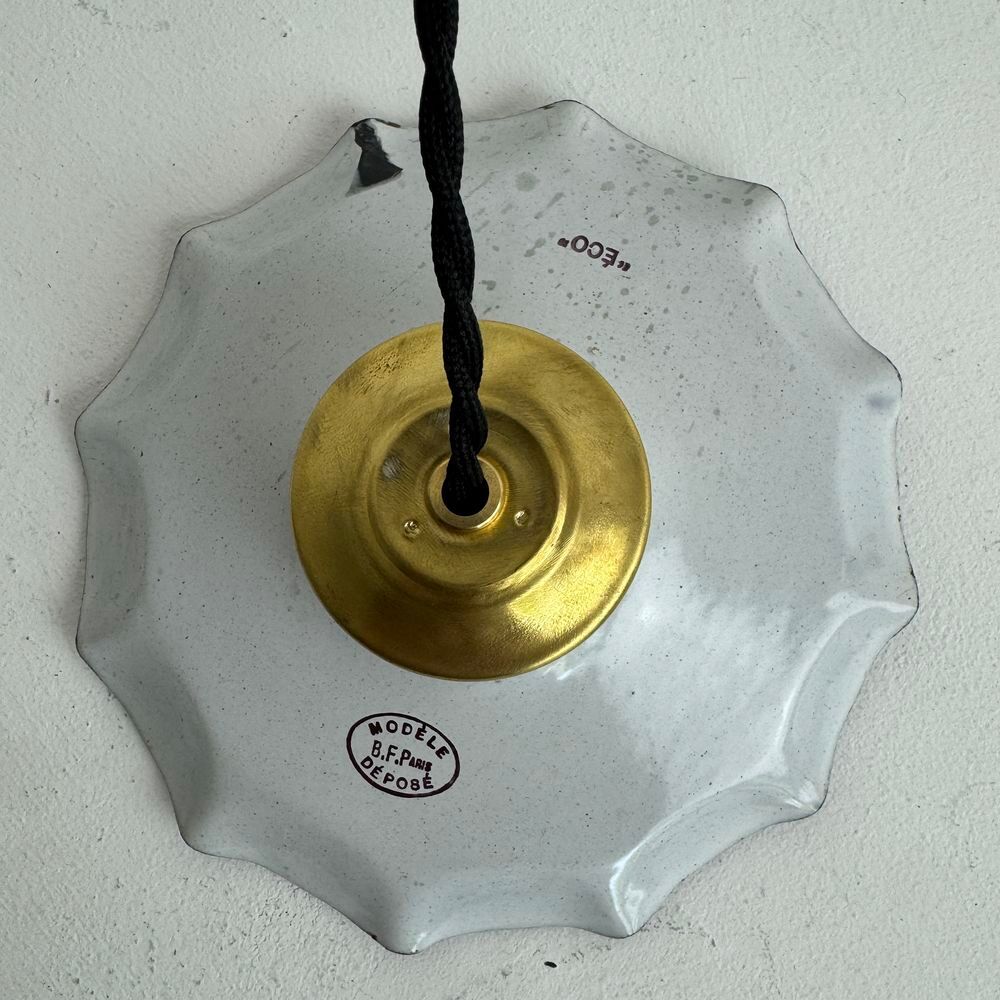 PAIRE D'ANCIENNES PETITES SUSPENSIONS EMAILLEES Décoration